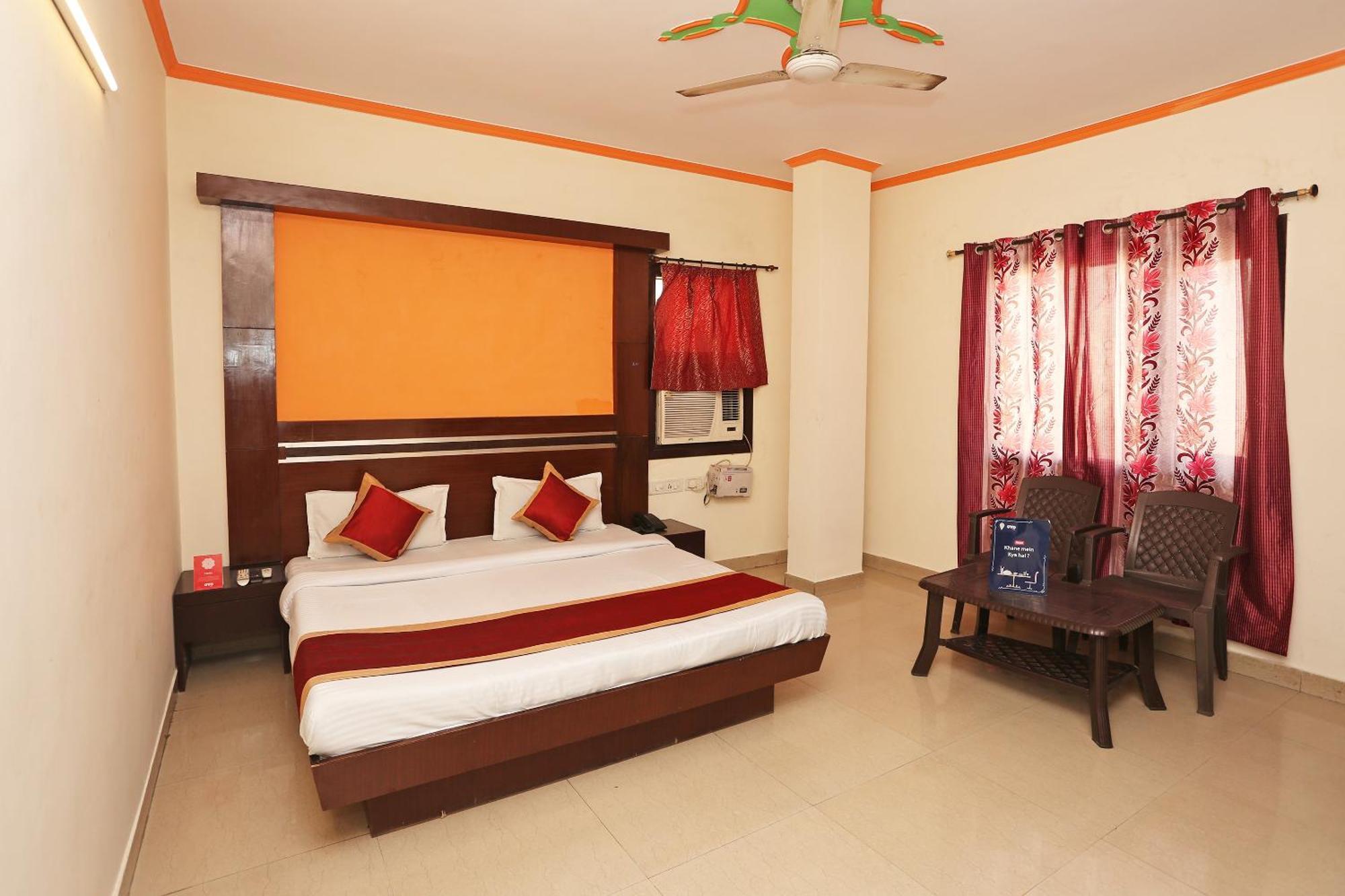 Hotel O Aura Palace Deluxe New Delhi Exterior photo